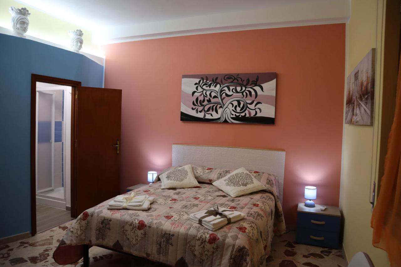 San Mauro Castelverde Casa Borgo Borrelloヴィラ エクステリア 写真