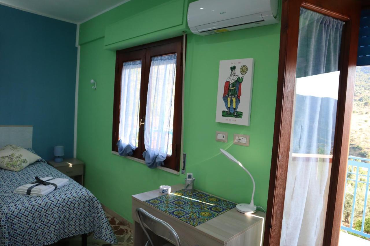 San Mauro Castelverde Casa Borgo Borrelloヴィラ エクステリア 写真