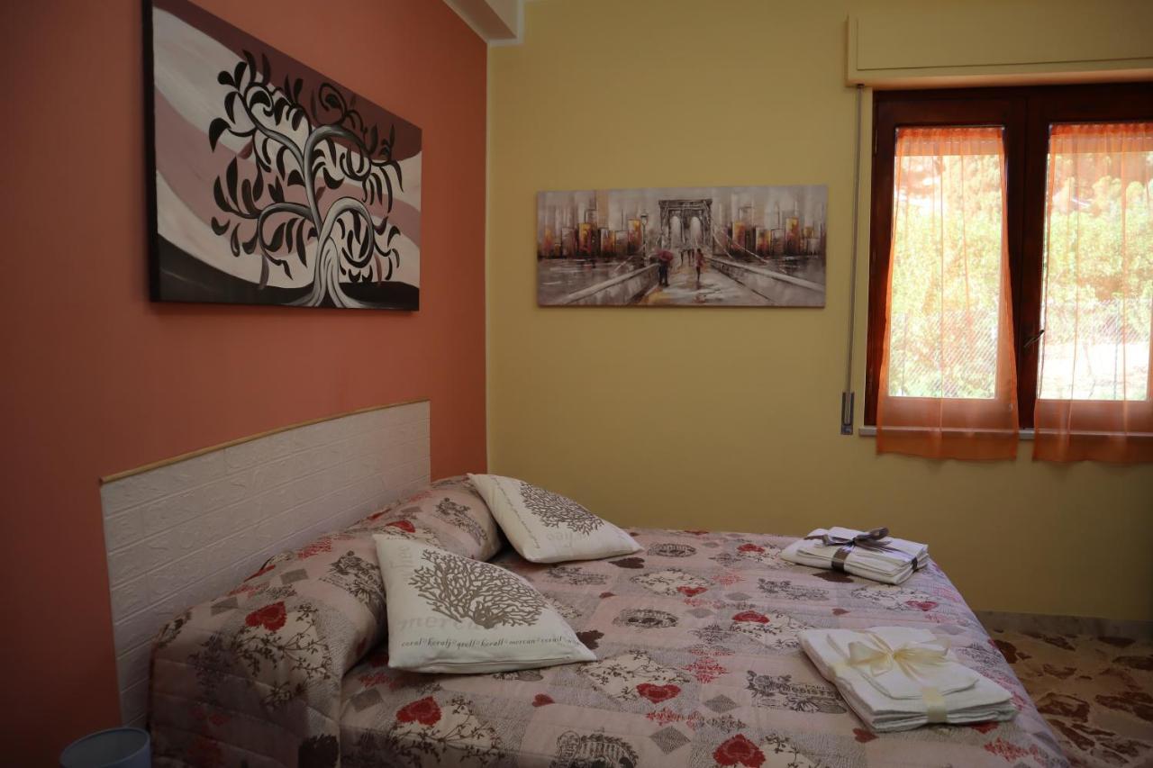 San Mauro Castelverde Casa Borgo Borrelloヴィラ エクステリア 写真