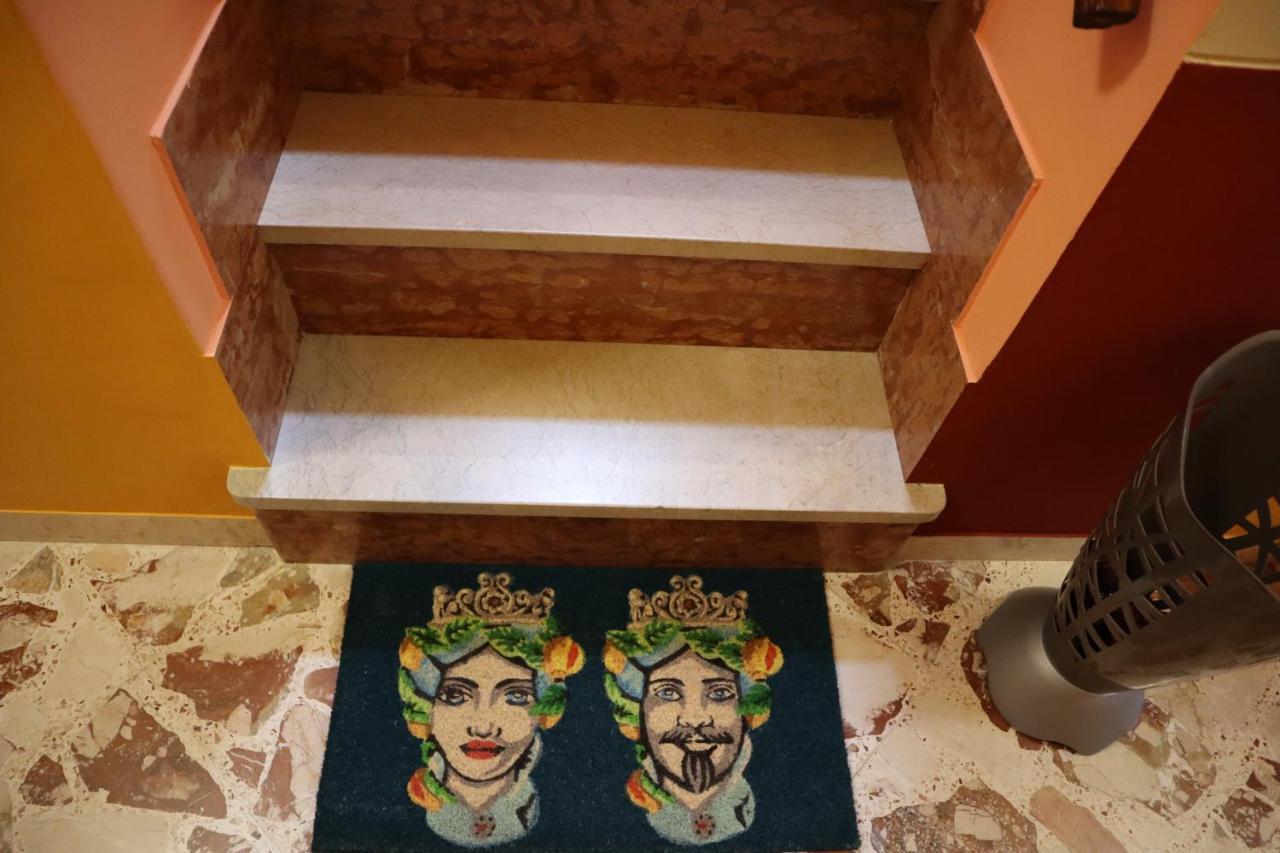 San Mauro Castelverde Casa Borgo Borrelloヴィラ エクステリア 写真